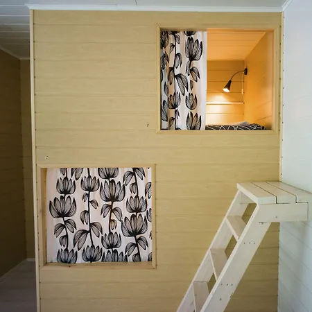 Capsule Ibedcity Хостел *