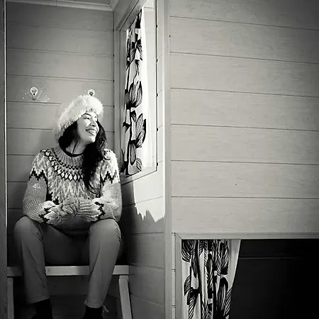 بيت شباب Capsule Ibedcity *