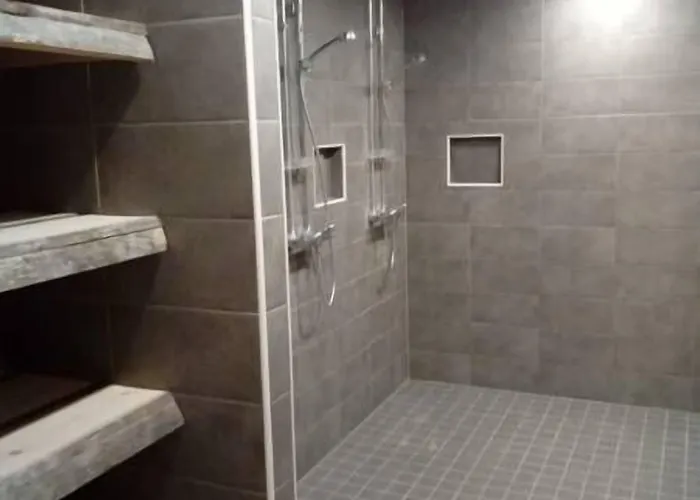 Capsule Ibedcity Хостел