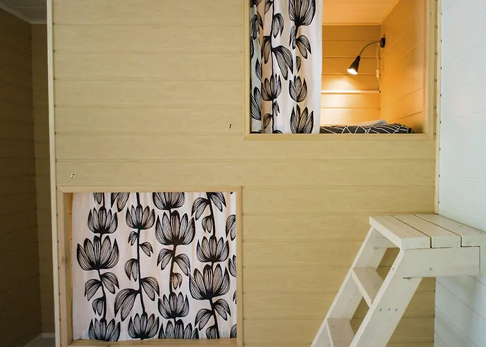 Capsule Ibedcity Hostel *