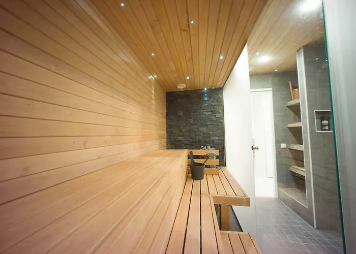 Capsule Ibedcity Hostel *